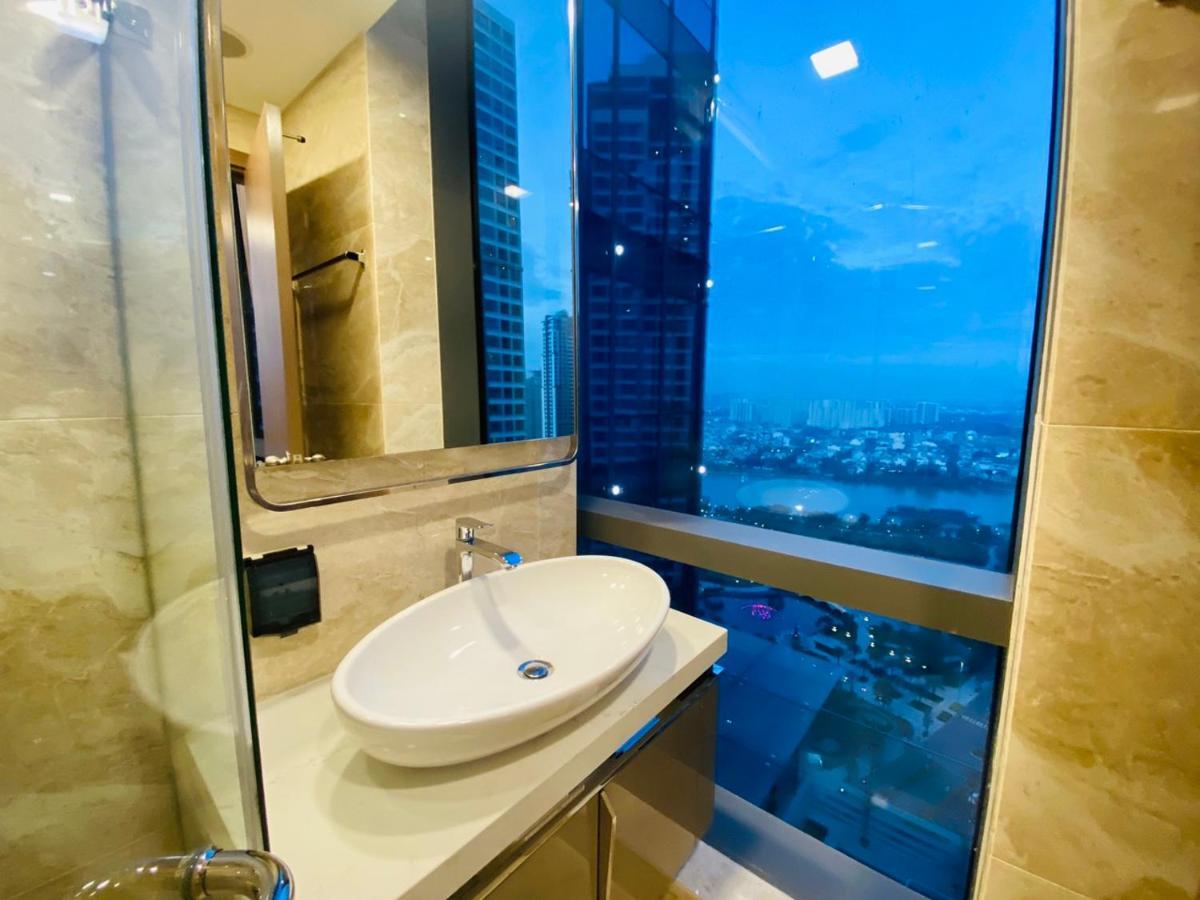 Landmark 81 Luxury Condotel Ho Chi Minh City Exterior photo